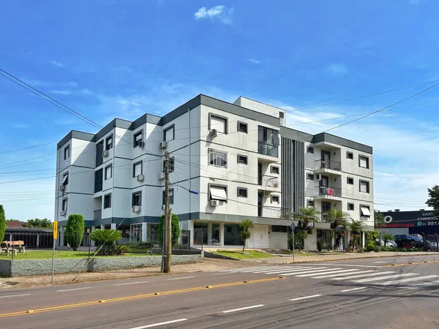 Fachada de um prédio residencial em Lajeado, Brasil.