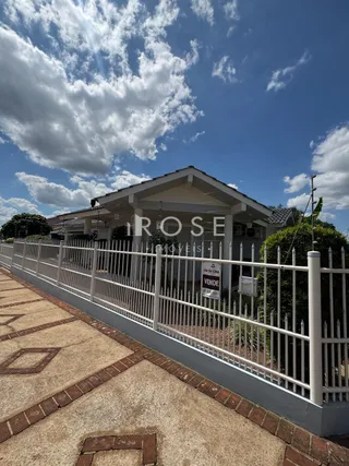 Casa com 3 dormitórios, foto 1