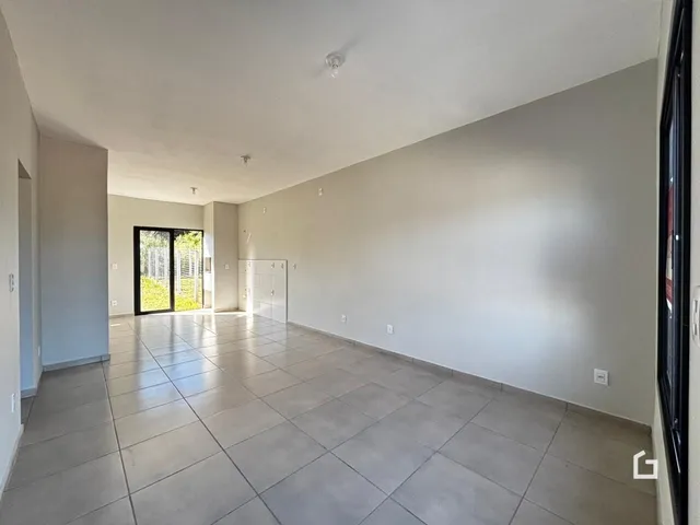 Casa geminada com 2 dormitórios, foto 2