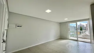 Apartamento com 2 dormitórios, foto 2