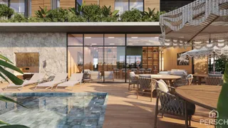 Foto de uma área de piscina externa com deck de madeira em uma propriedade em Lajeado.