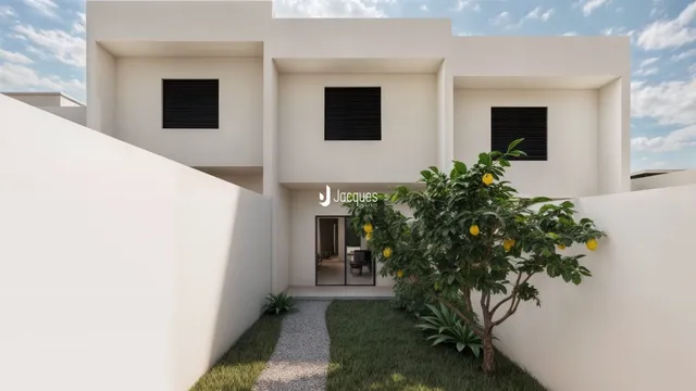 Fachada moderna de uma casa branca em Lajeado, Brasil.