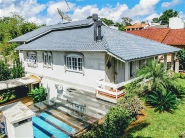 Casa com 2 dormitórios