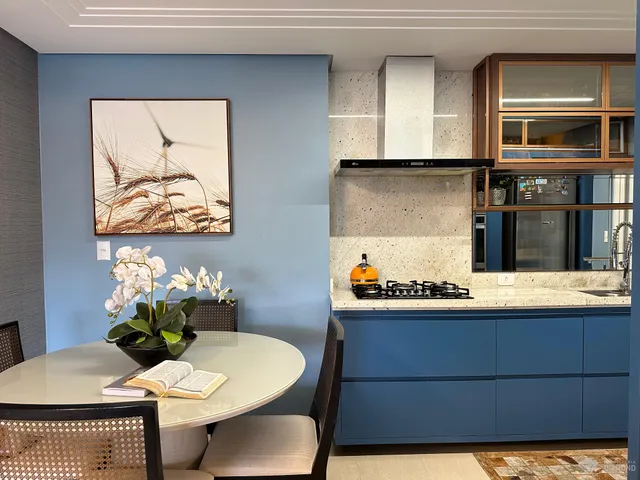 Apartamento com 2 dormitórios, foto 2