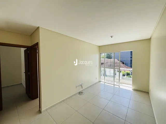 Apartamento com 2 dormitórios, foto 2