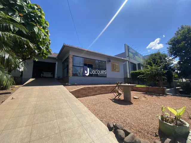 Casa com 3 dormitórios