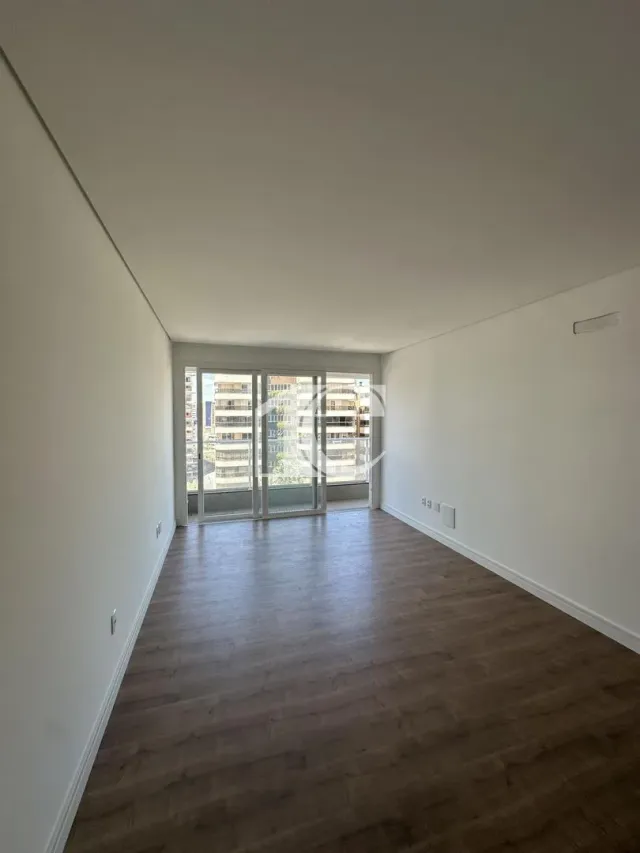 Apartamento com 2 dormitórios, foto 4