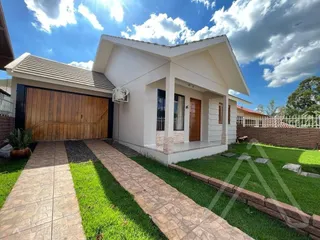 Casa com 3 dormitórios, foto 1