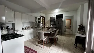 Casa com 4 dormitórios, foto 2