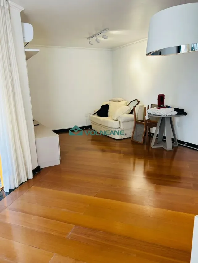 Apartamento com 2 dormitórios, foto 2