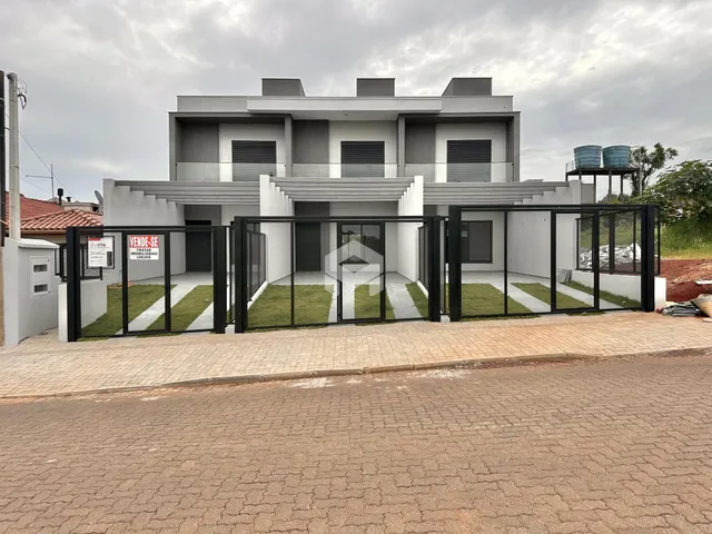 Sobrado com 2 dormitórios