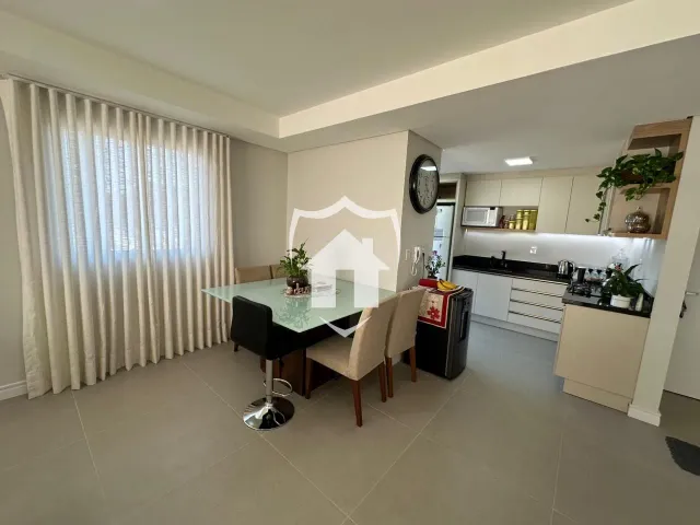 Apartamento com 3 dormitórios, foto 2