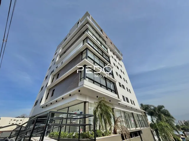 Fachada moderna de um edifício residencial em Lajeado, Brasil.
