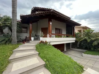 Casa com 4 dormitórios, foto 2