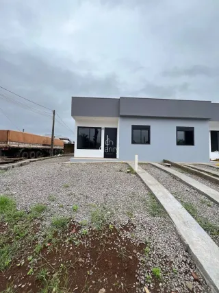 Casa geminada com 2 dormitórios, foto 1