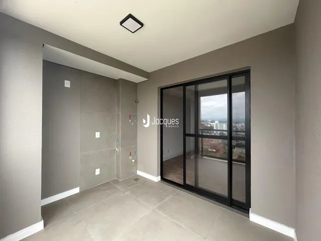 Apartamento com 3 dormitórios, foto 2