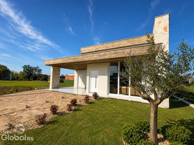 Casa com 3 dormitórios
