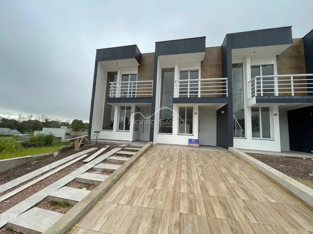 Sobrado com 2 dormitórios