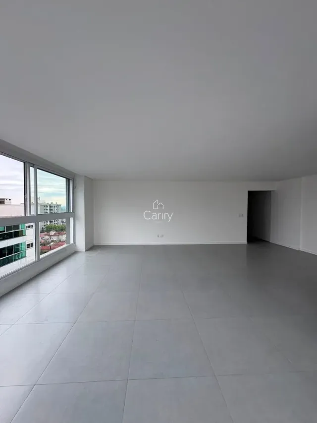 Apartamento com 3 dormitórios, foto 2