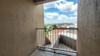 Vista de um terraço com grade de segurança em Lajeado, Brasil.