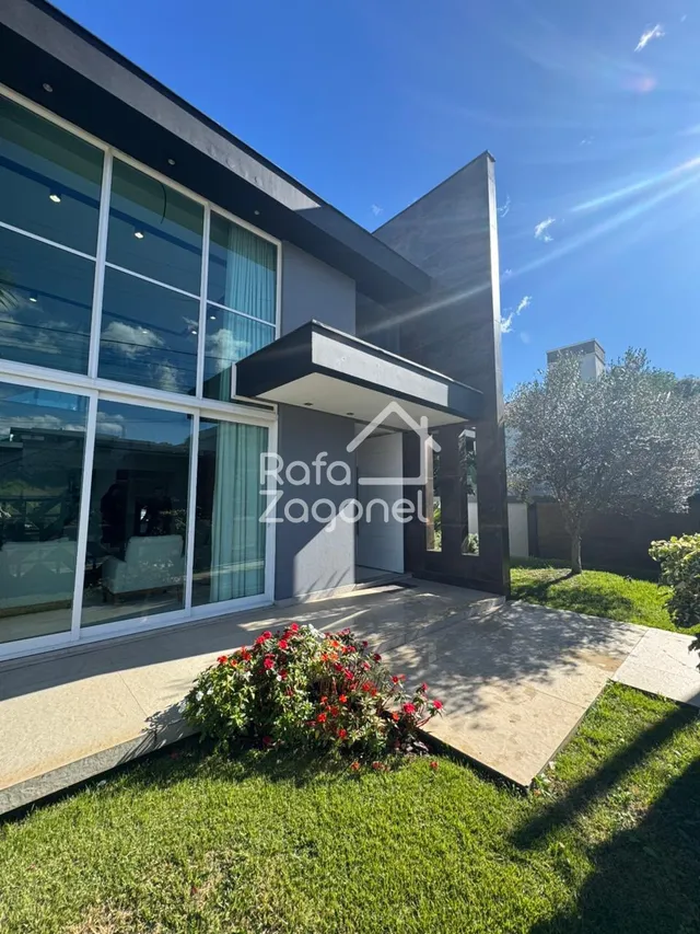 Casa com 3 dormitórios