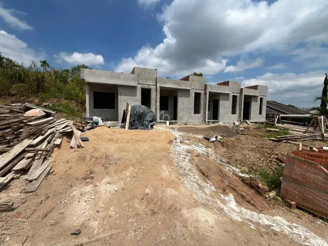 Casa geminada com 2 dormitórios, foto 2