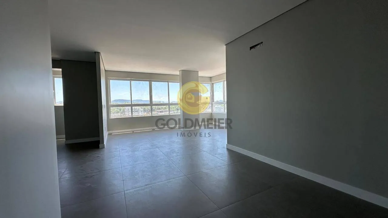 Apartamento com 3 dormitórios, foto 1