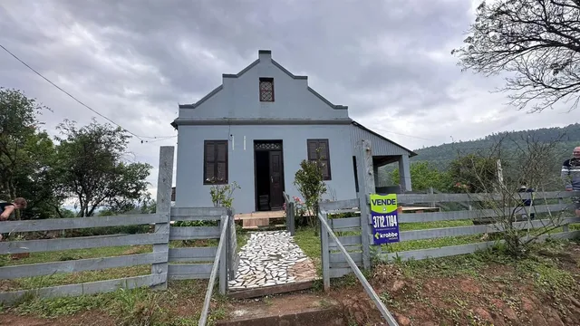 Casa com 2 dormitórios