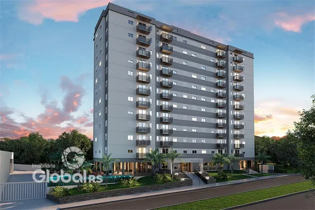 Fachada de um prédio residencial em Lajeado, Brasil, ao pôr do sol.