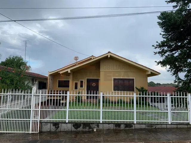 Casa com 3 dormitórios