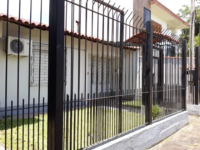 Casa com 2 dormitórios
