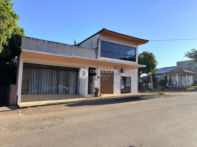 Casa com 3 dormitórios