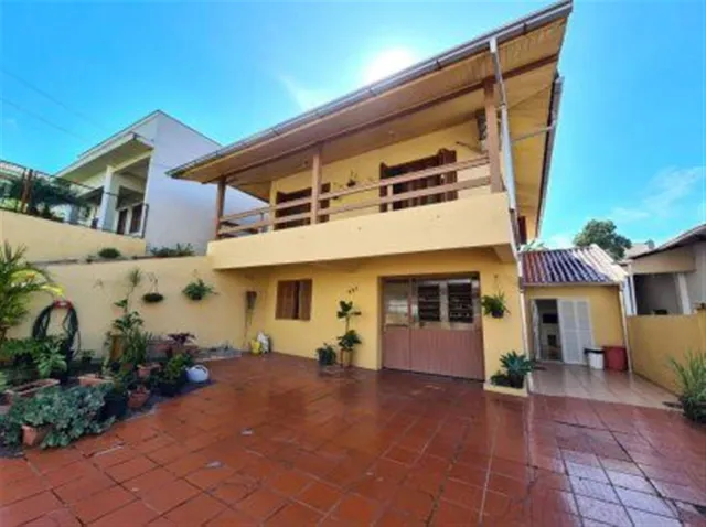 Casa com 3 dormitórios