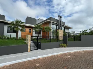 Casa com 3 dormitórios, foto 1