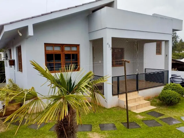 Casa com 2 dormitórios