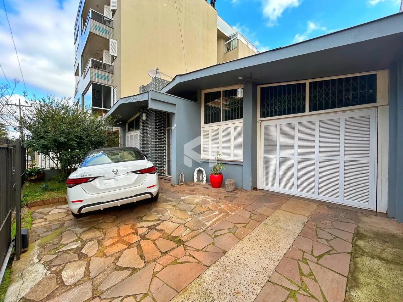 Casa com 3 dormitórios, foto 1