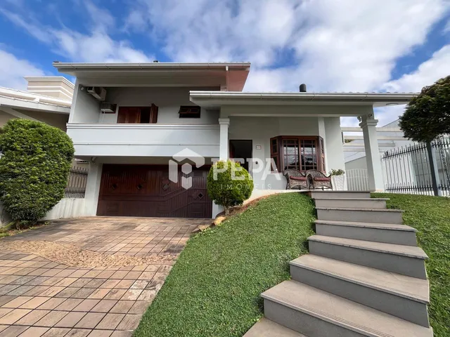 Casa com 3 dormitórios