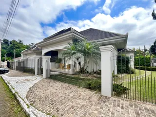Casa com 5 dormitórios, foto 1