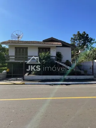 Casa com 3 dormitórios