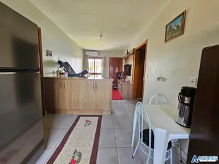 Casa com 2 dormitórios, foto 2