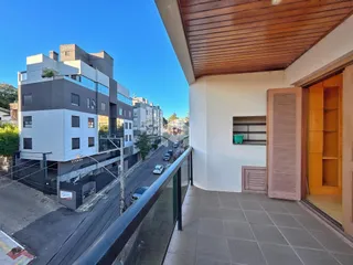 Vista da fachada de um imóvel em Lajeado, Brasil.