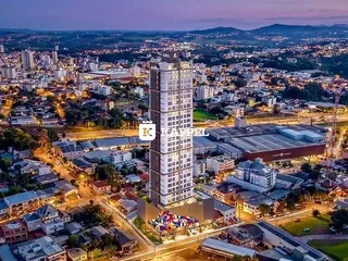 Vista aérea de uma área urbana densamente construída em Lajeado, Brasil.