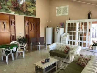 Casa com 4 dormitórios, foto 2