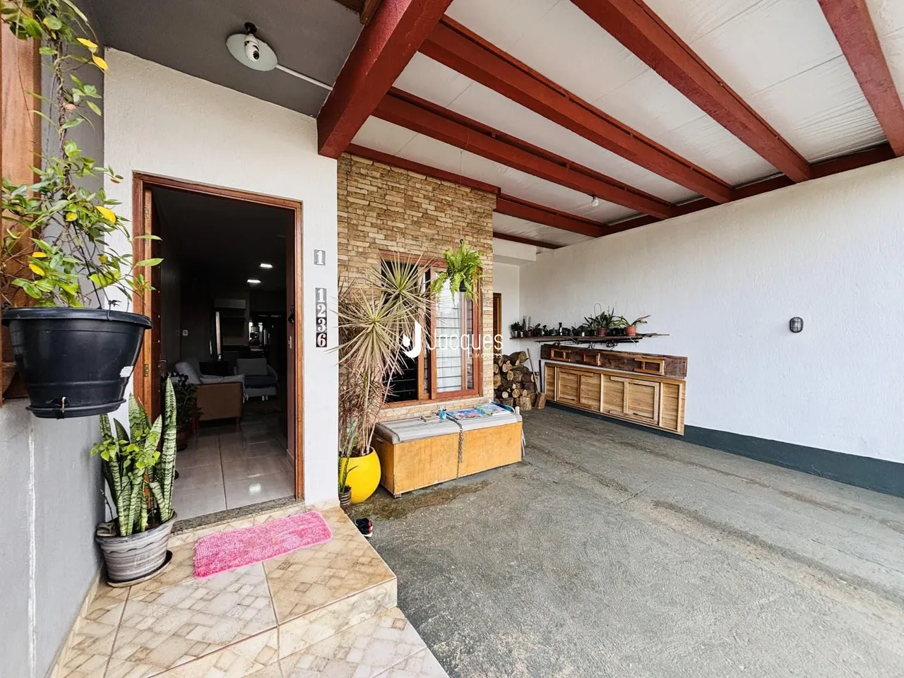 Casa geminada com 2 dormitórios, foto 1