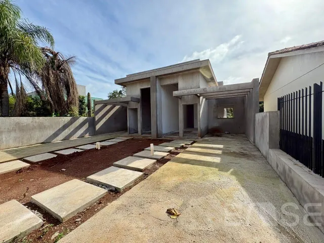 Casa geminada com 3 dormitórios
