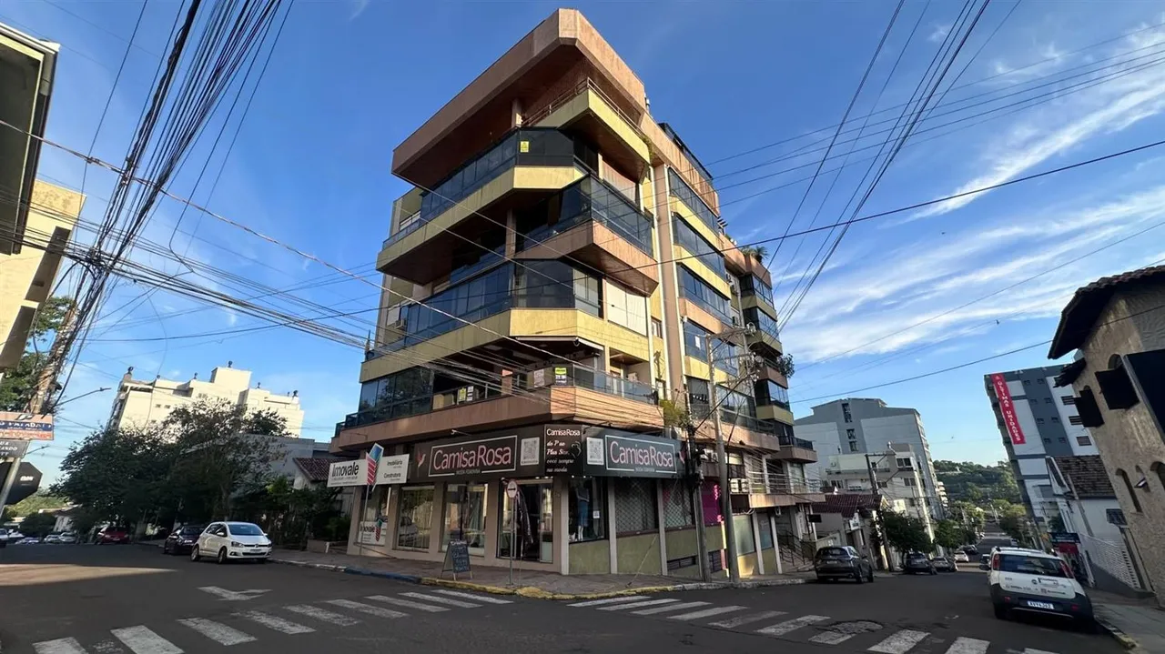 Apartamento com 3 dormitórios, foto 1