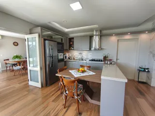 Casa com 4 dormitórios, foto 4
