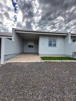 Casa geminada com 2 dormitórios, foto 2