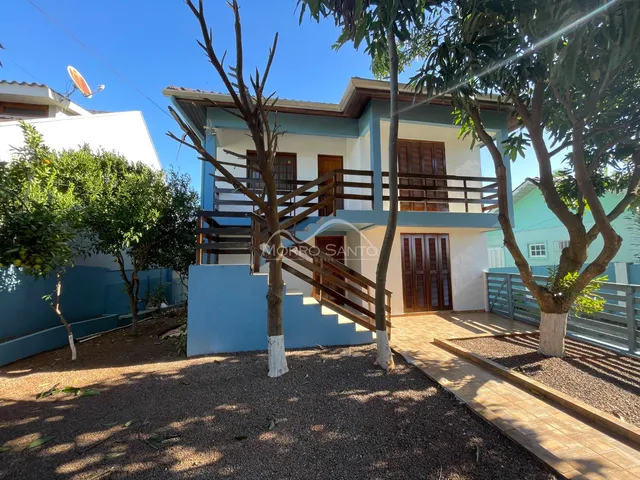 Casa com 4 dormitórios