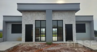 Casa geminada com 2 dormitórios, foto 1